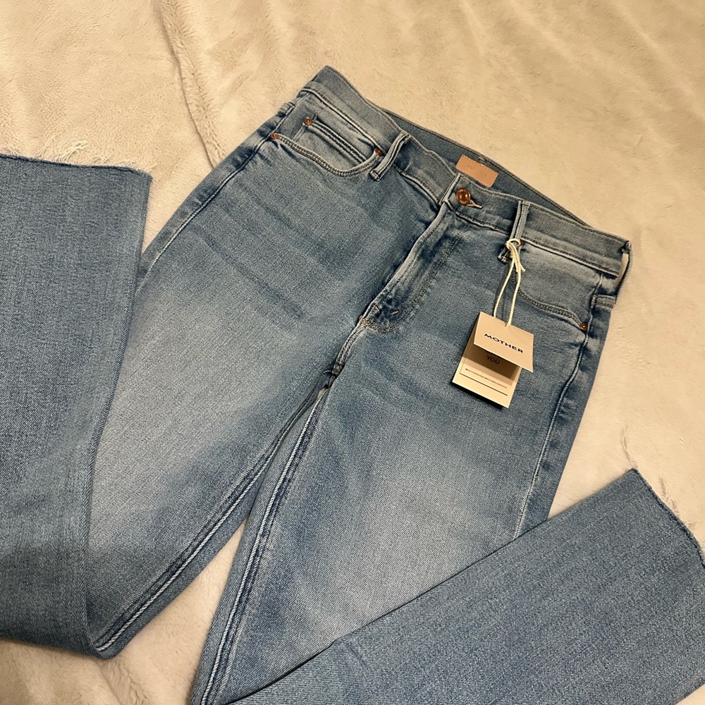 MOTHER Mid Rise Dazzler Ankle Fray